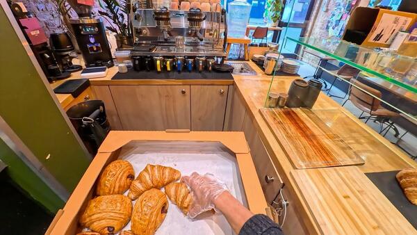 【伦敦咖啡店86】咖啡师的开店日常